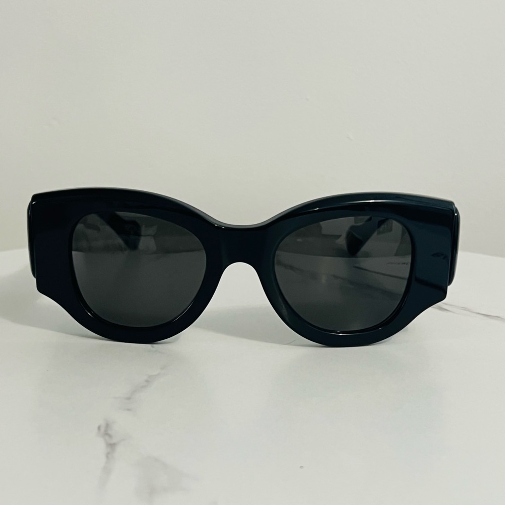 Balenciaga BB Logo Sunglasses - Picture 2 of 8